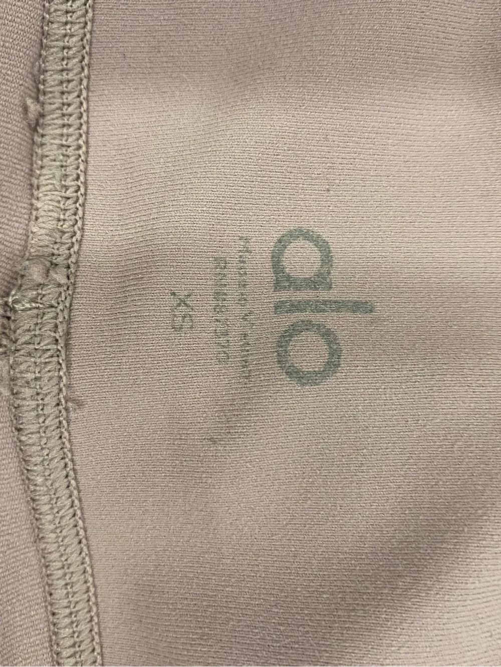 ALO Yoga High-Rise Leggings in Blush with Olive Accents